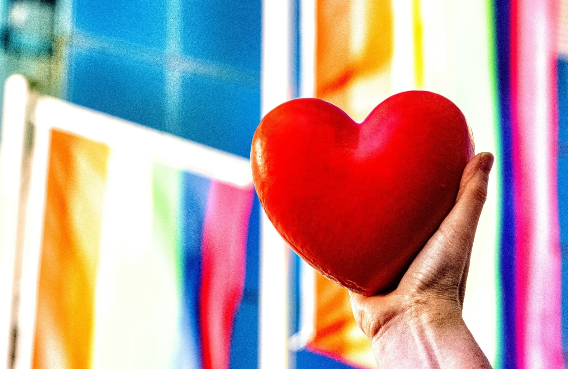 Kolesterol ve Kalp Sağlığı İçin Beslenme Rehberi: Kalbinizi Besinlerle Koruyun! Kolesterol ve Kalp Sağlığı İçin Beslenme Rehberi: Kalbinizi Besinlerle Koruyun!